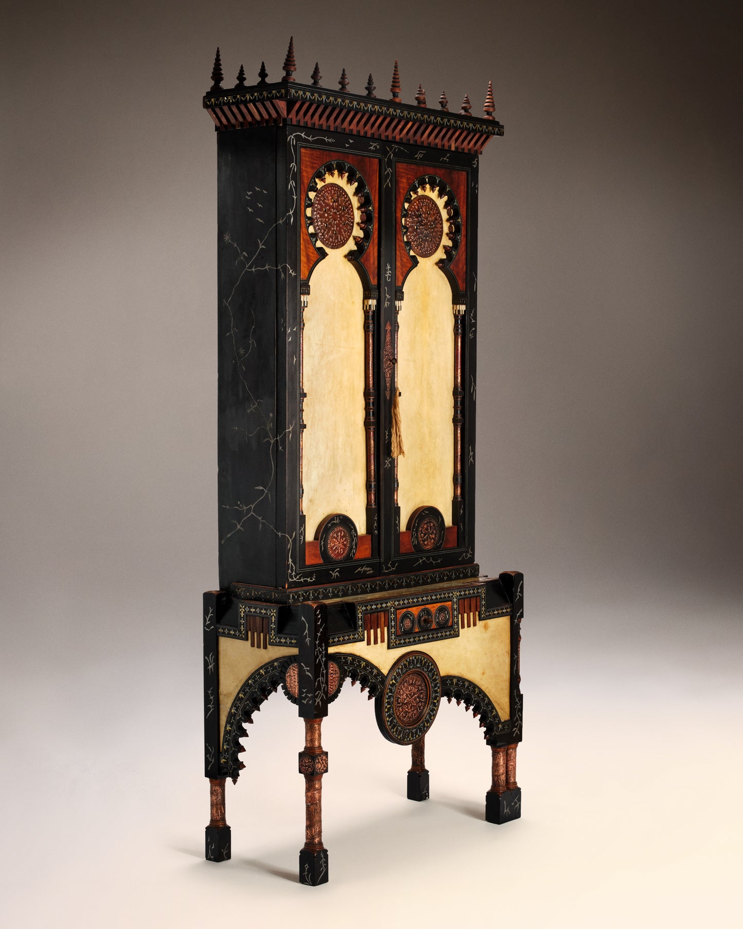 VINTAGE CARLO BUGATTI - Meuble de rangement