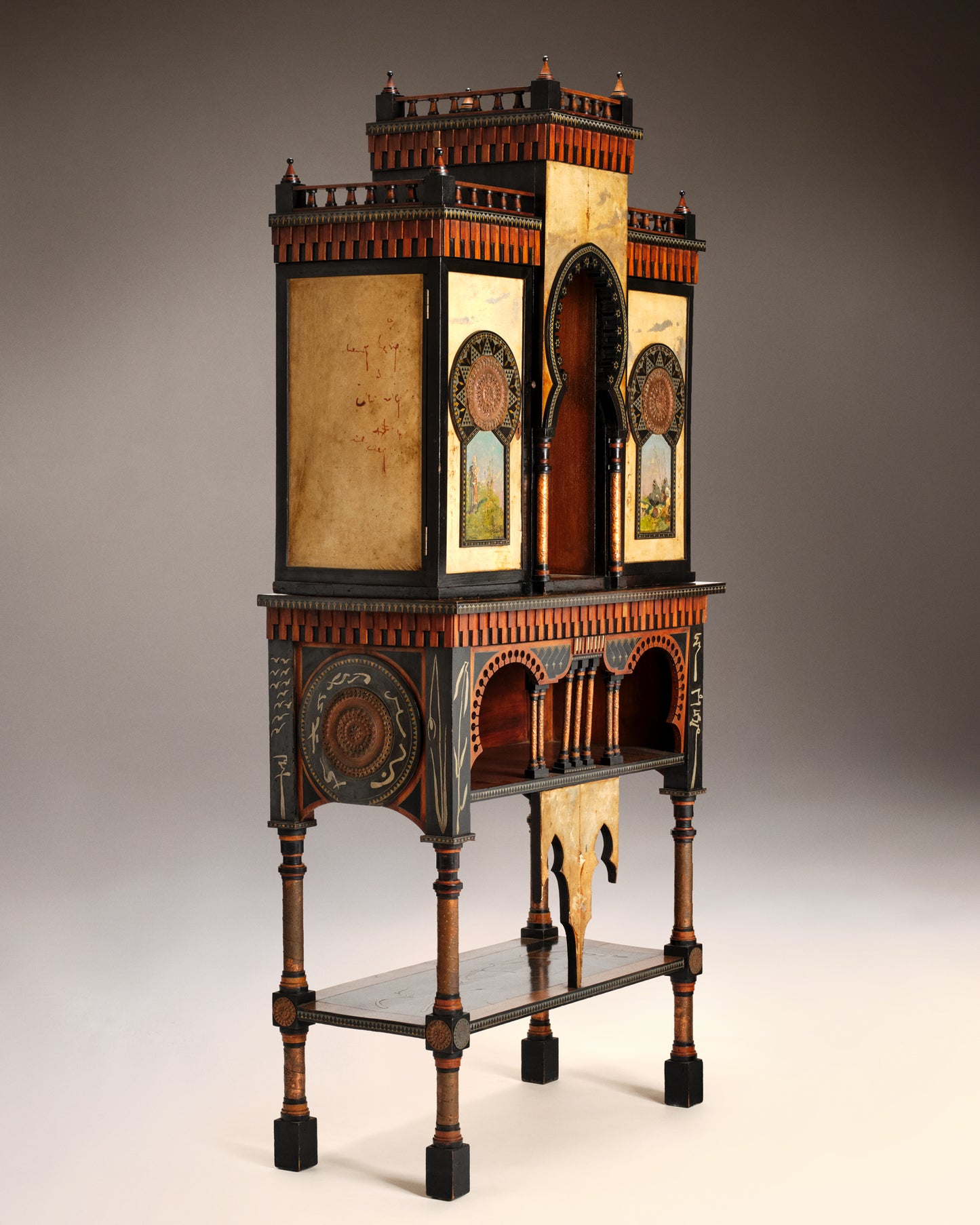 VINTAGE CARLO BUGATTI - Meuble de mosquée