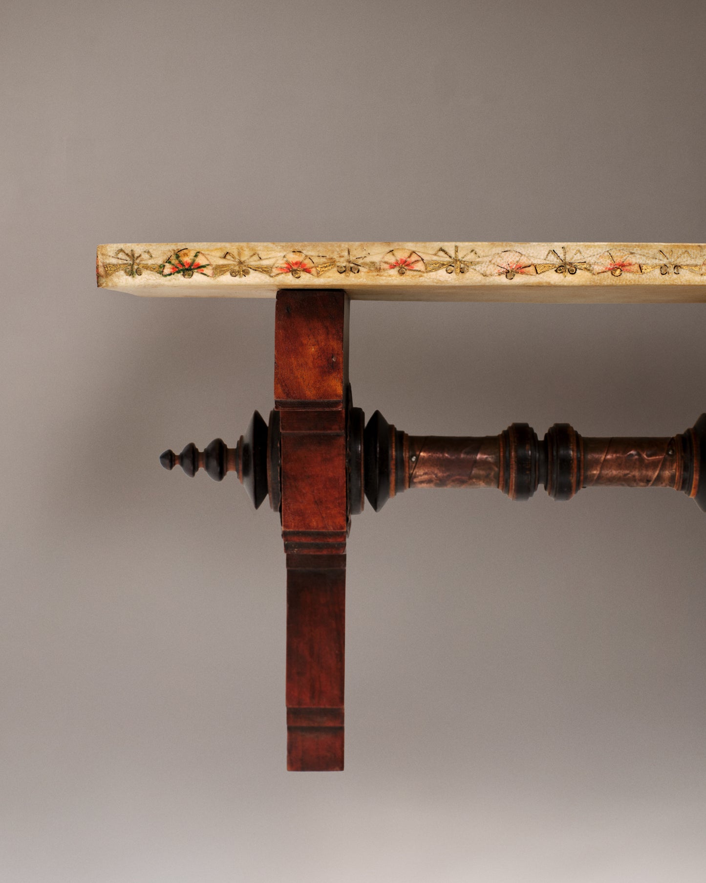 VINTAGE CARLO BUGATTI - Shelf