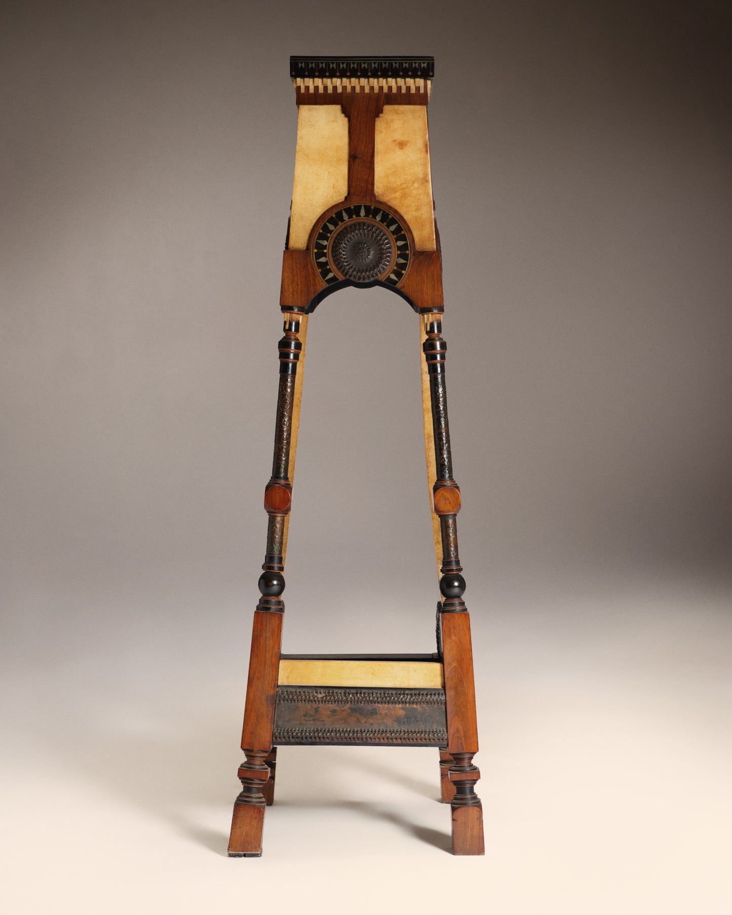 VINTAGE CARLO BUGATTI - Sellette