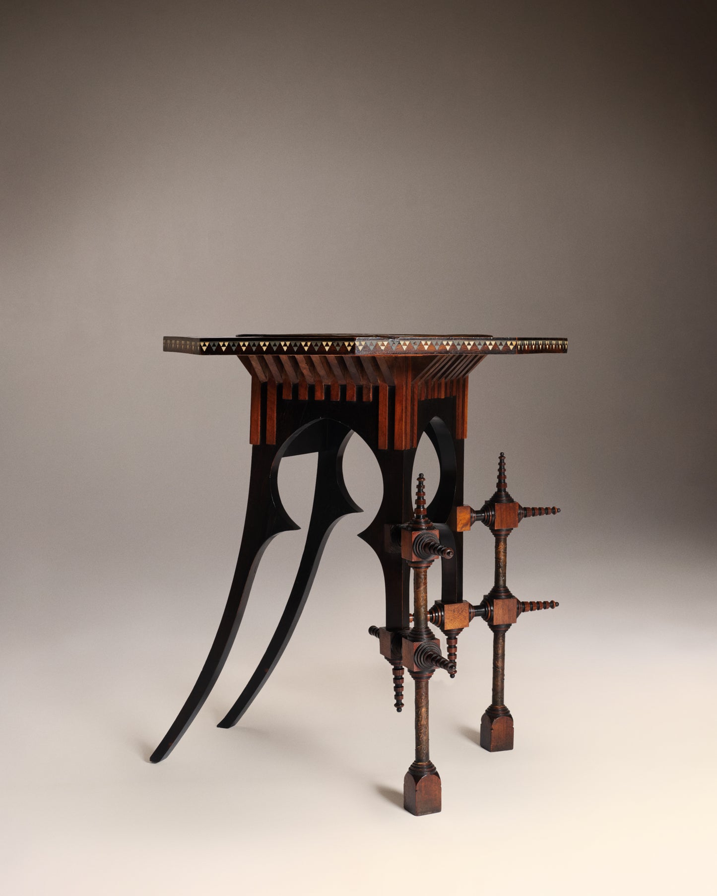 VINTAGE CARLO BUGATTI - Side table