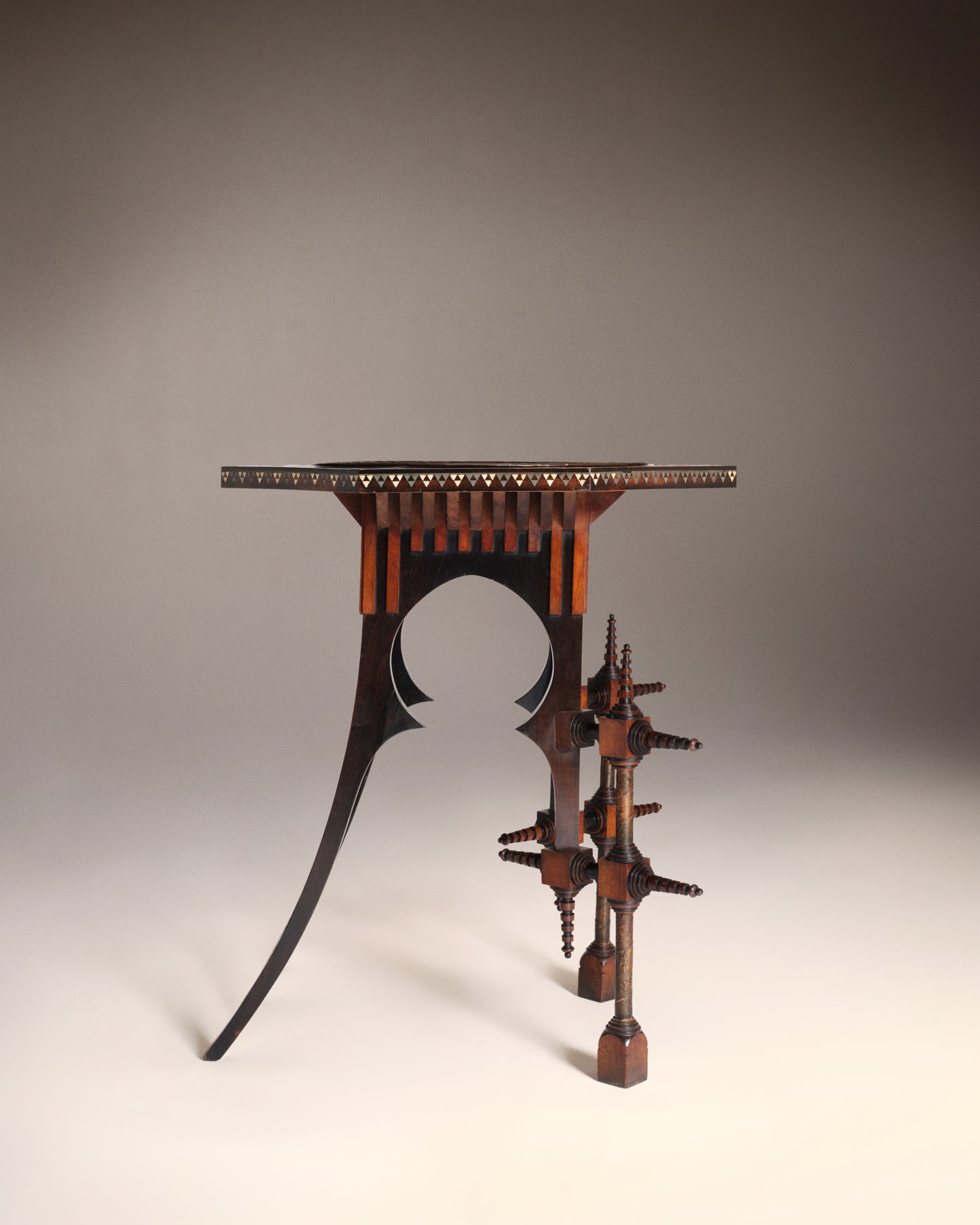 VINTAGE CARLO BUGATTI - Side table
